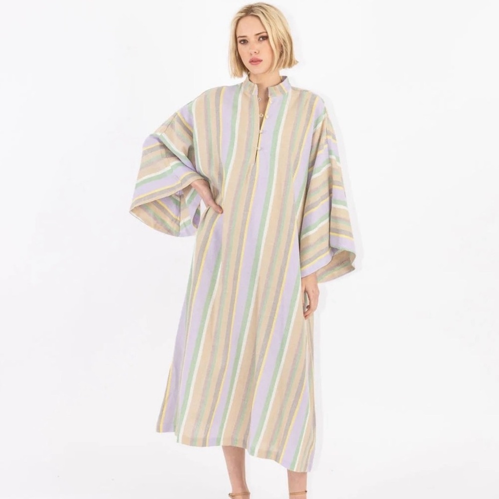 La Vie Style House Muted Purple Linen Maxi Caftan